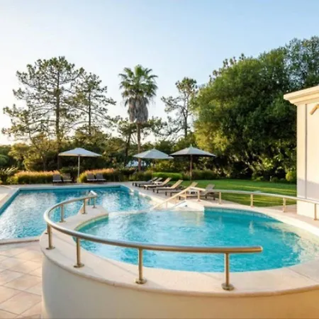 Monte Luxe - 6 Bedroom Luxury - Cinema - Pool Table - Jacuzzi Villa *