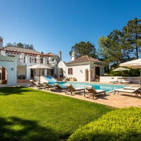 Villa Monte Luxe - 6 Bedroom Luxury - Cinema - Pool Table - Jacuzzi