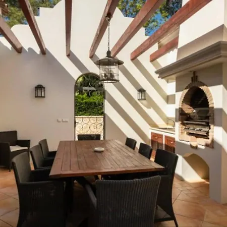 Monte Luxe - 6 Bedroom Luxury - Cinema - Pool Table - Jacuzzi *