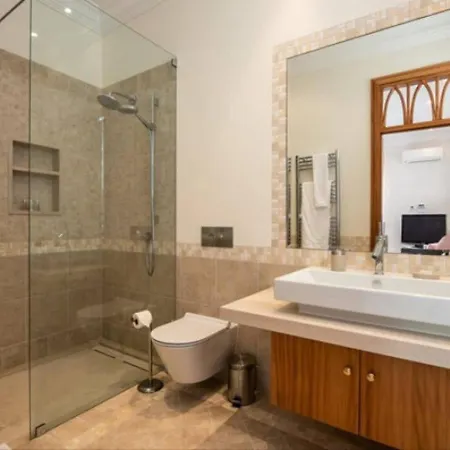 Monte Luxe - 6 Bedroom Luxury - Cinema - Pool Table - Jacuzzi *